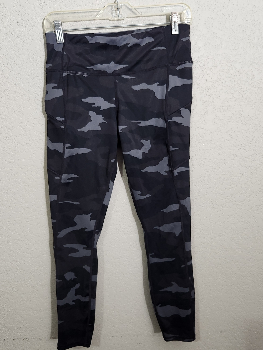 Kids Black & Gray Camo Active Leggings - High Waist